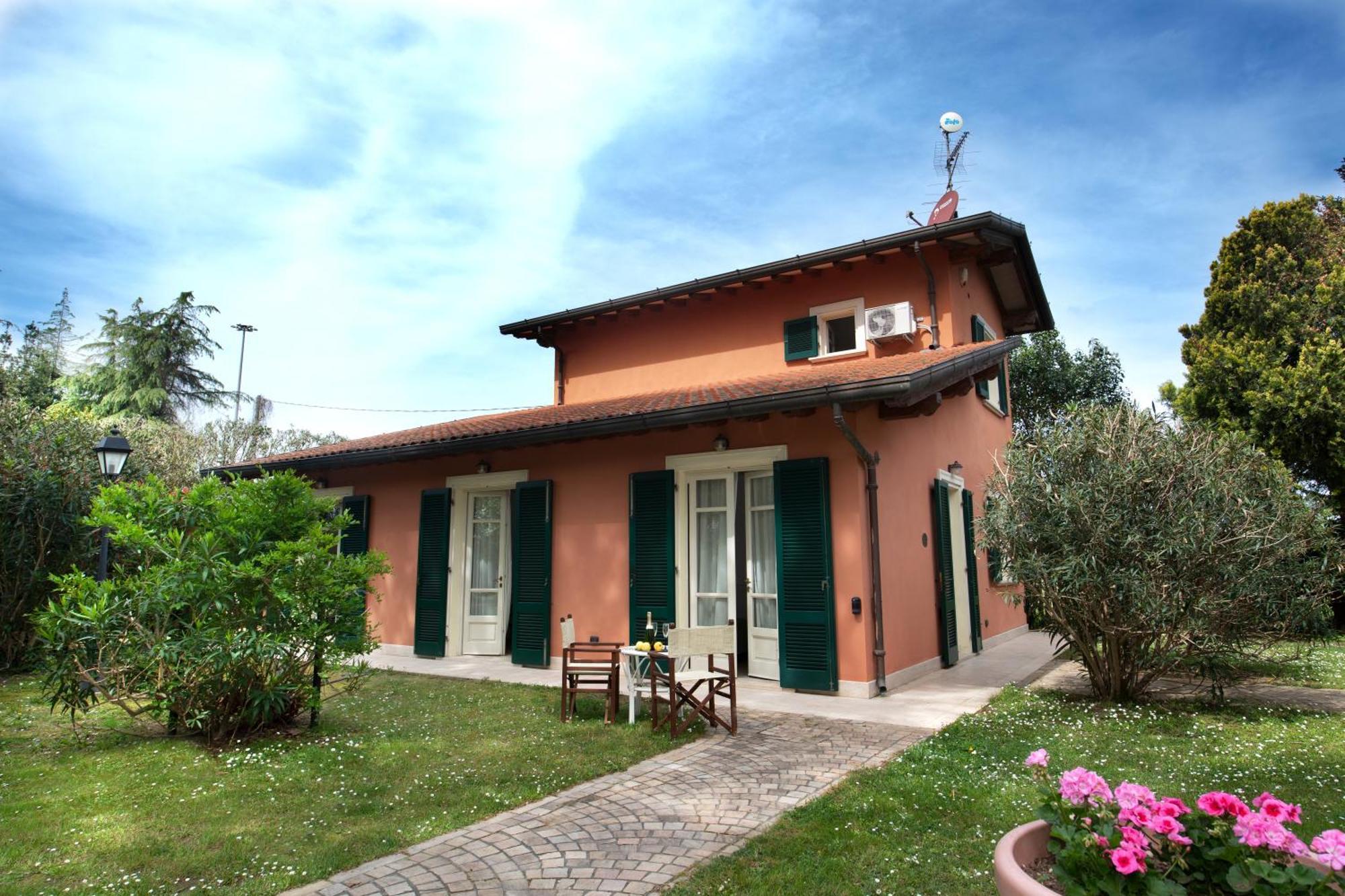 Relais Villa Isabel Пьетразанта Экстерьер фото